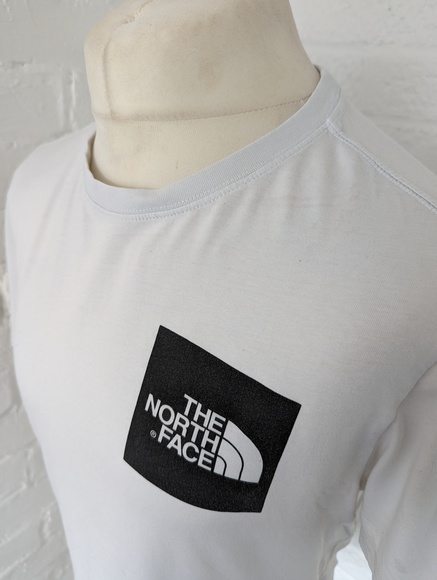 The North Face Crew Neck T Shirt - Size M - White & Black - Cotton - P2P 22" - Picture 5 of 9